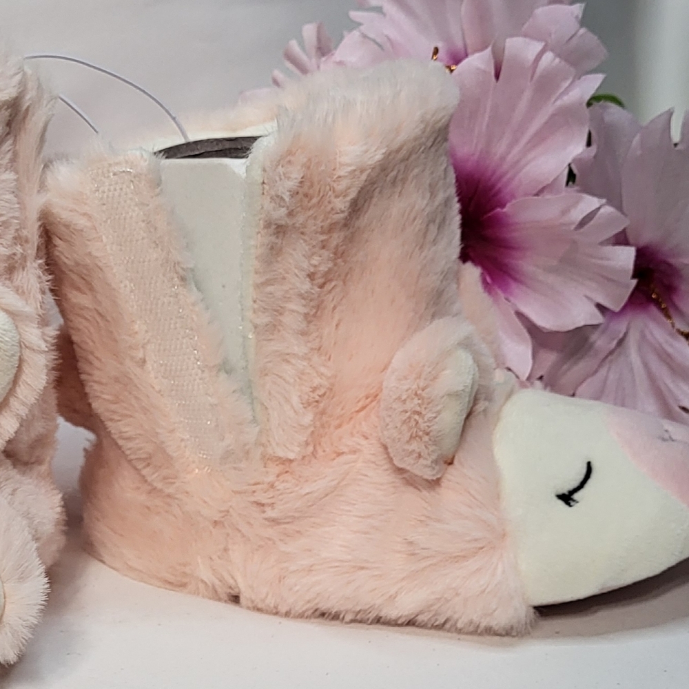 Cat & Jack Girls NWT Light Pink Llama Faux Fur Slipper Booties Sz Medium (7/8) - Picture 7 of 11